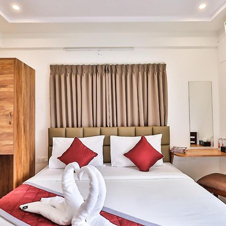 The Auberge Boutique Hotel - Manyata Tech Park Bangalore Buitenkant foto